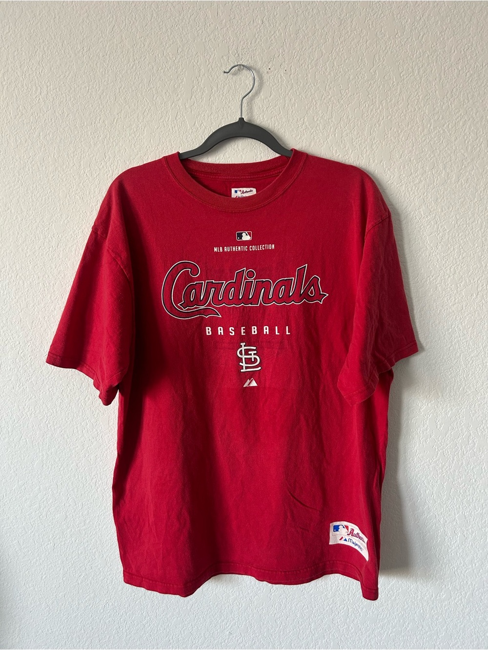 Vintage majestic St. Louis Cardinals MLB authentic collection T-shirt.